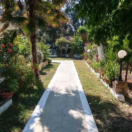Yiannis Apartments Agios Georgios Pagoi Corfu Agios Georgios Pagon Exterior foto